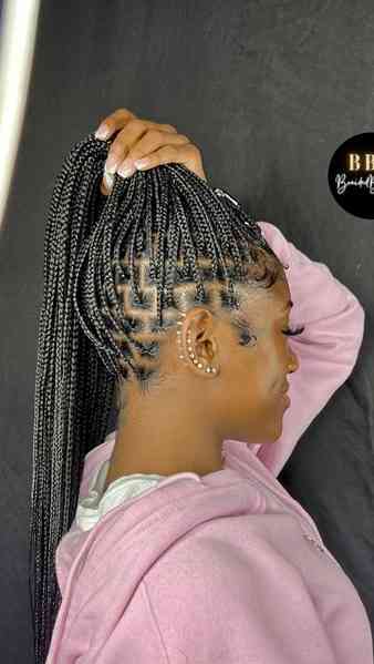 long knotless braids small sized