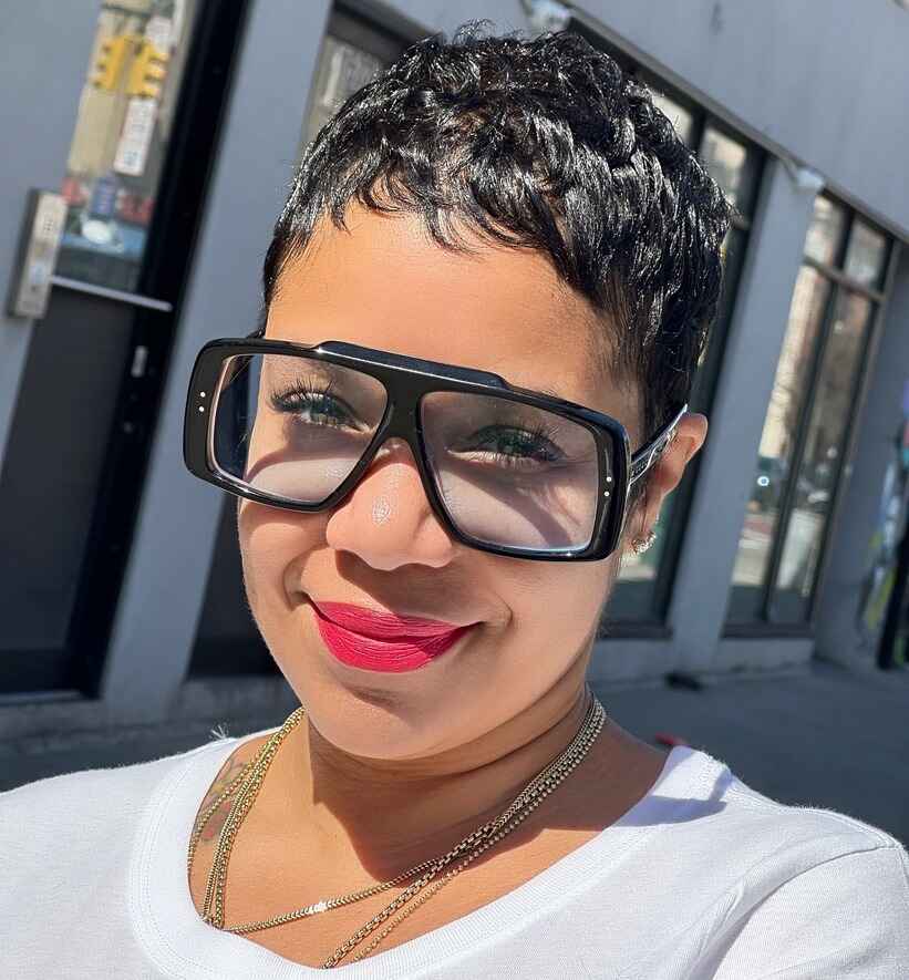 black woman pixit short hair